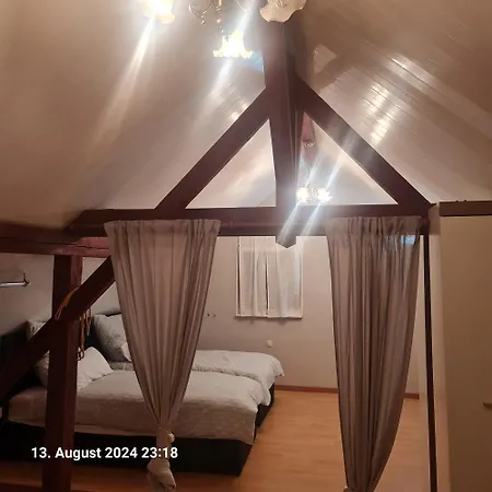 Comfortable アパート